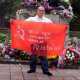 Активистам из Одессы удалось развернуть Знамя Победы во Львове