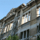 Развалины гостиницы «Астория» угрожают жизни симферопольцев