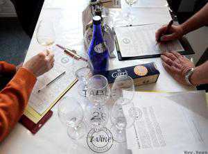 На конкурсе в Ялте выбирают лучшее из престижных вин