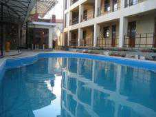 В Евпатории 4-летний мальчик утонул в бассейне гостиницы