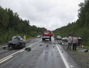 За сутки на крымских дорогах погибло двое россиян