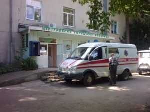 Крымский чиновник “заработал” 100 тыс. на несуществующих окнах больницы