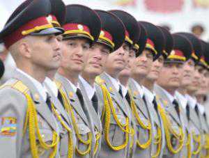 Из Крыма в президентский полк отправили на службу 17 призывников