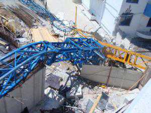 В Судаке упал строительный кран: обошлось без жертв