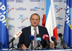 Оппозиция устраивает провокации в Крыму, чтобы снизить явку избирателей, — Павел Бурлаков