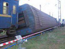 Из-за аварии поезда «Киев – Севастополь» Кабинет Министров проверит железную дорогу