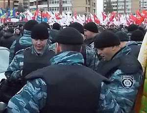 В Киеве возле ЦИК – потасовка манифестантов с милицией