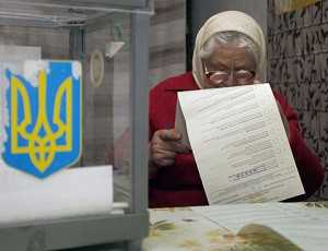Почти миллион граждан Украины проголосовали на дому