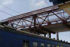 На вокзале Симферополя завершают монтаж эскалаторов на воздушном конкорсе