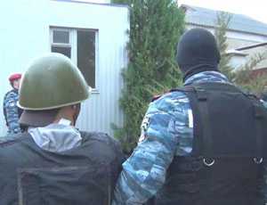Подозреваемые в пытках симферопольского предпринимателя жители Донецка при задержании пытались отбиться от «Беркута»