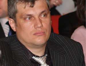 В крымском парламенте депутат-«регионал» обматерил тележурналиста