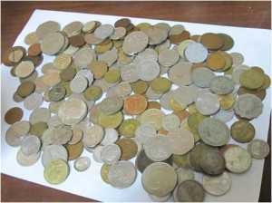 В Севастополе у иностранца изъяли 139 старинных монет