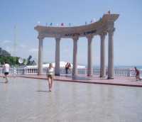 Алушта решила стать самым популярным курортом Крыма