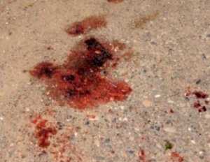 На улице в Феодосии зарезали человека