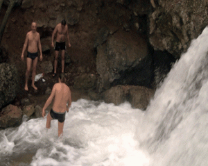 В Крещение симферопольцы залезли в водопады