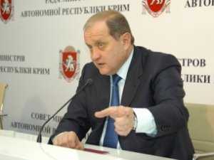 Премьер Крыма желает наказать застройщиков «рублем»