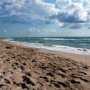 На крымских пляжах обещают навести порядок и вернуть санаториям