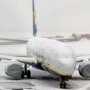 Из-за снегопада в Украине закрыли три аэропорта