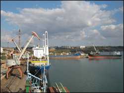 В порту «Камыш-Бурун» установлены автомобильные весы