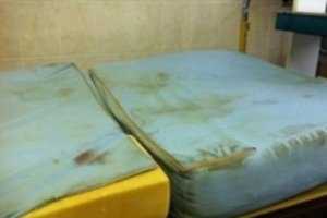 Бурлаков велел пересчитать прохудившиеся матрасы в детских больницах Крыма