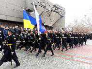 ВМС Украины и ЧФ России отпраздновали 23 февраля вместе