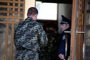 Силовики отрепетировали антитеррористическую операцию в крымском парламенте