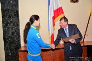 Начальник крымской милиции чествовал самых метких спортсменов