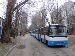 “Крымавтобус” отдадут Симферополю и выпустят на социальные маршруты