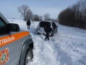 Из-за снегопадов на Западе Украины сотни населённых пунктов отрезаны от внешнего мира