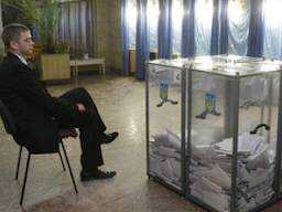 Голоса на выборах в Верховную Раду Крыма подсчитывались непрозрачно – КИУ