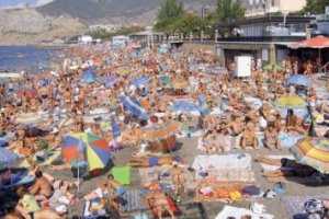 Летом в Крыму откроют почти 600 пляжей