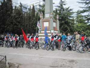 В Алуште прошёл велопарад в честь дня освобождения города