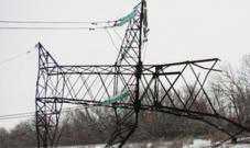 Перебои с электроснабжением Крыма произошли из-за упавшей опоры в Херсонской области
