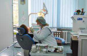 В Симферополе ветеранам теперь будут бесплатно лечить зубы