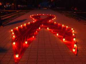В Симферополе почтили память людей, умерших от СПИДа