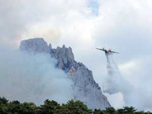 Летом крупные пожары в Крыму будут помогать тушить флот и авиация