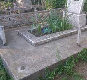 Под Симферополем поймали серийного разрушителя могильных памятников