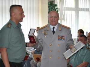 Военного комиссара Крыма уволили в запас
