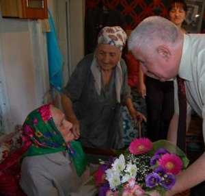 В Крыму насчитали 93 столетних старика