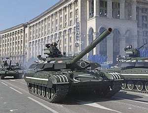 НАТО желает уничтожить украинские танки