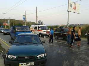 Лобовое ДТП под Алуштой: водителя вырезали из разбитой машины