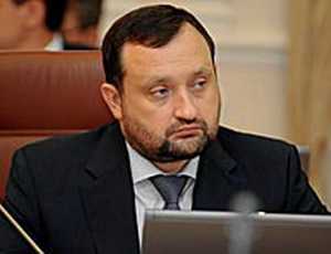 Арбузов впервые возглавил заседание правительства Украины