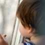 В Крыму годовалый ребенок выпал из окна второго этажа