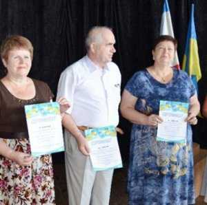 Школам Феодосии дали сертификат на 1 млн. гривен.