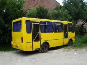 Автобус «Эталон» сорвался с домкрата и придавил крымчанина
