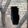 В Столице Крыма проломили стену продуктового склада и украли 50 тыс. долларов
