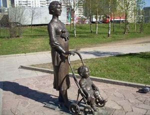 В Столице Крыма желают установить памятник матери