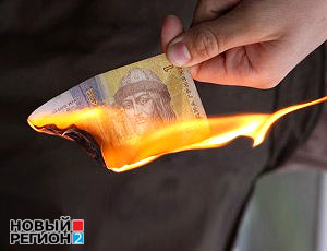 Янукович разрешил увеличение курса доллара до 8,5 гривен