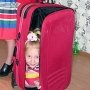 Ради победы в конкурсе детей засовывают в чемоданы