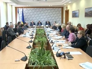 Представители Федерации независимых профсоюзов Крыма встретились с членами президиума Верховной Рады Автономии
